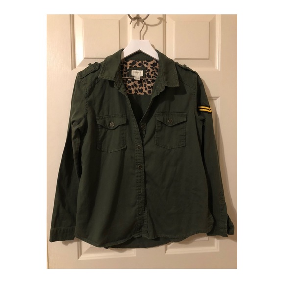 Forever 21 Army Inspired Shirt - Picture 2 of 4